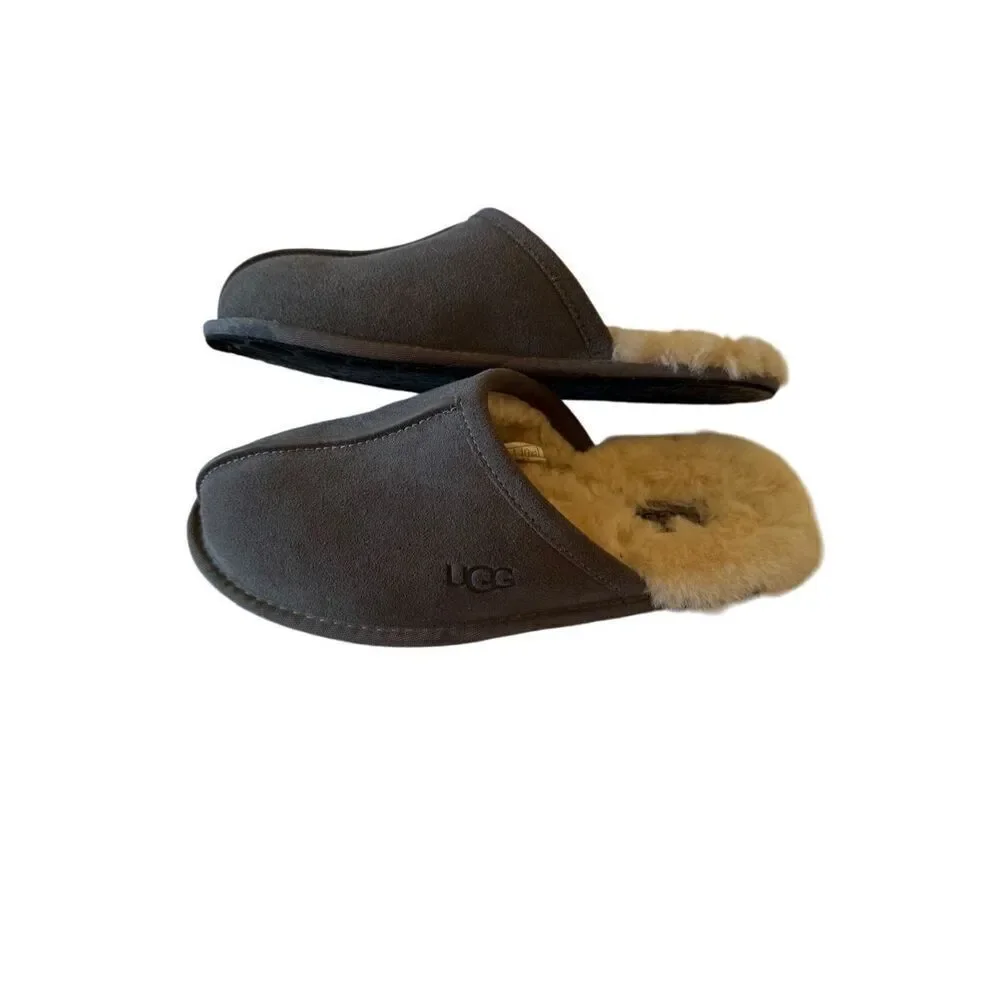 UGG Mens Gray Round Toe Sheepskin Suede Slip On Flat Slippers Size 9